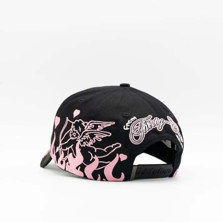 31 Hats "NY Pearls in Love"