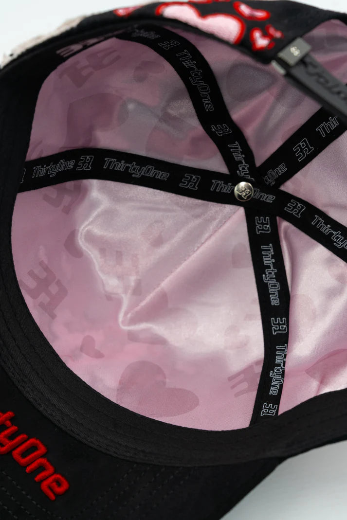 31 Hats "NY Pearls in Love"