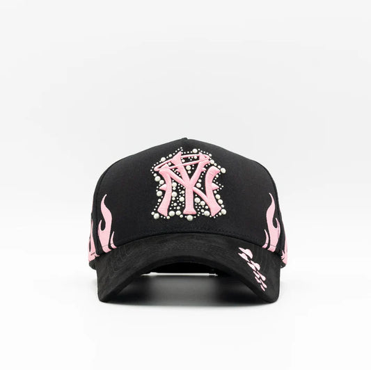 31 Hats "NY Pearls in Love"